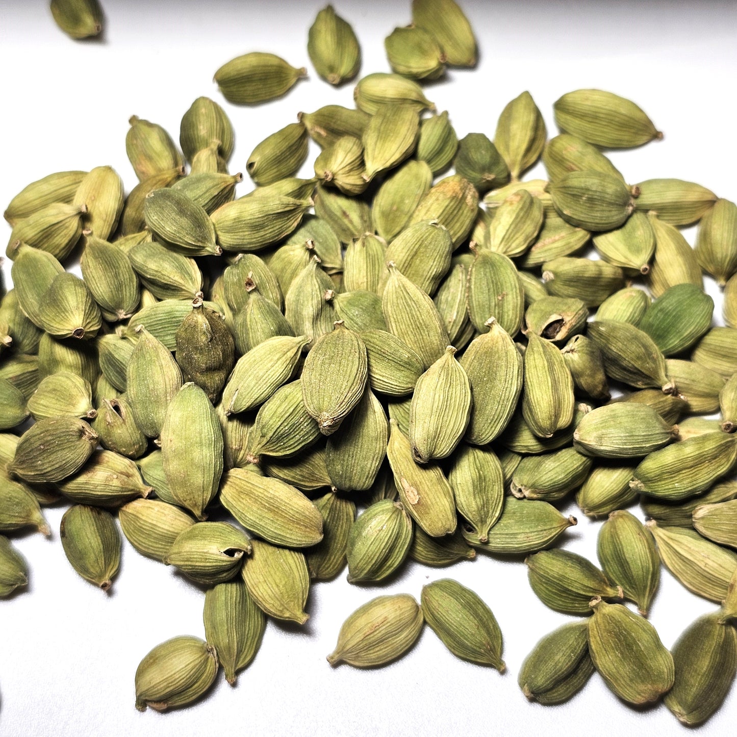 Cardamom (9MM)
