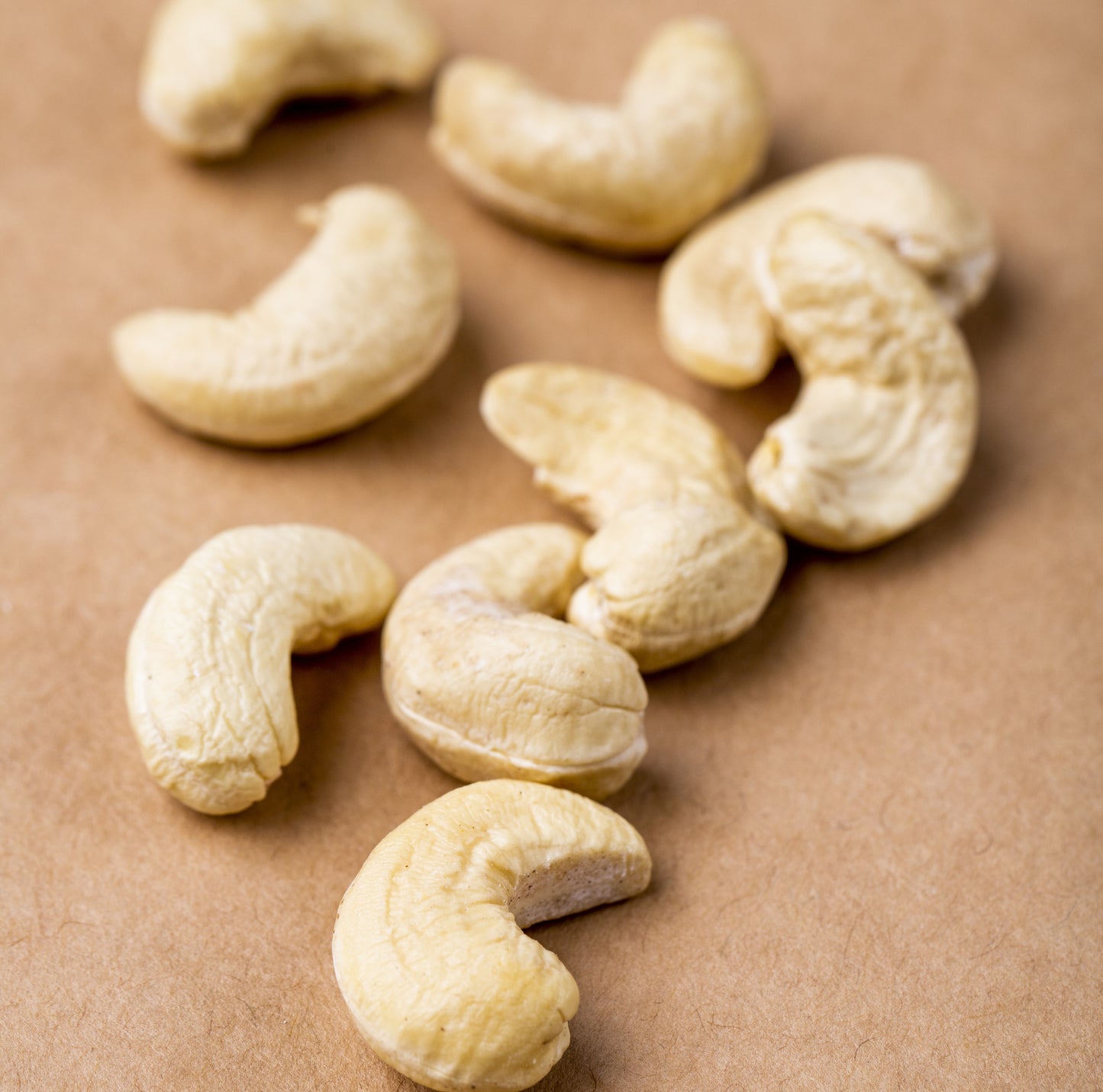 Cashew W320